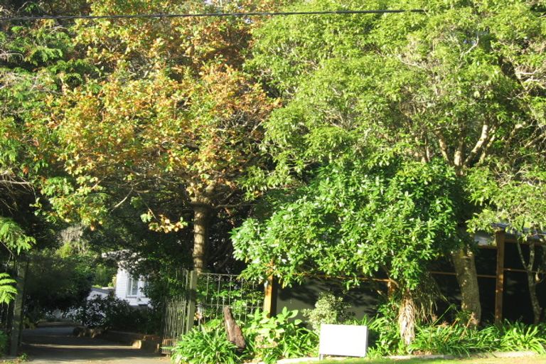 Photo of property in 531 Stokes Valley Road, Stokes Valley, Lower Hutt, 5019