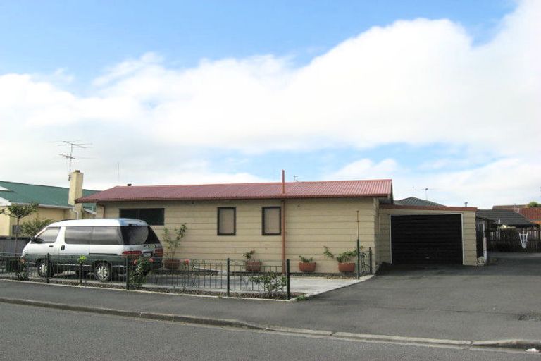 Photo of property in 4a Hugh Street, Kaiapoi, 7630