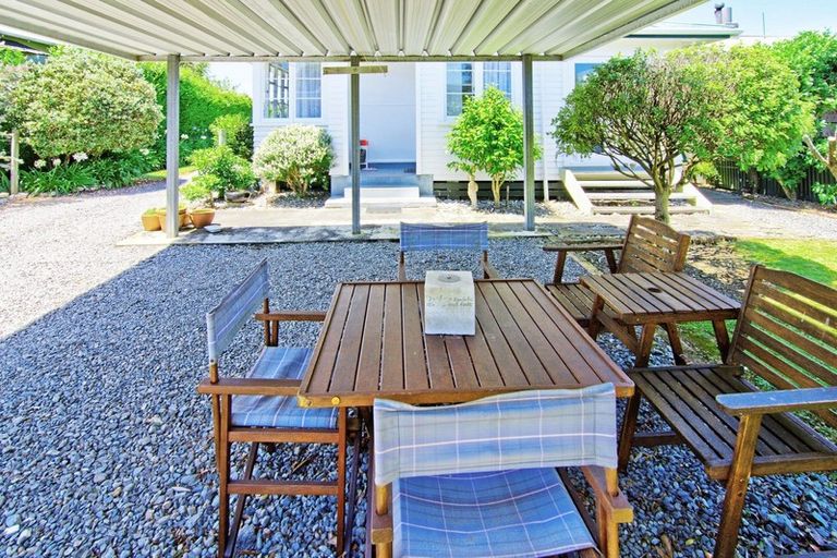 Photo of property in 4 Wyndham Street, Carterton, 5713