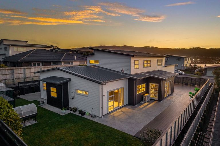 Photo of property in 17 John Burke Drive, Aotea, Porirua, 5024