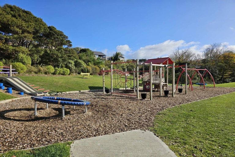 Photo of property in 8 Eclipse Lane, Whitby, Porirua, 5024