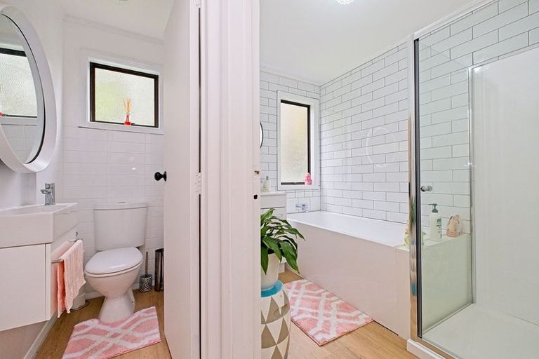 Photo of property in 63a Arundel Crescent, Westown, New Plymouth, 4310