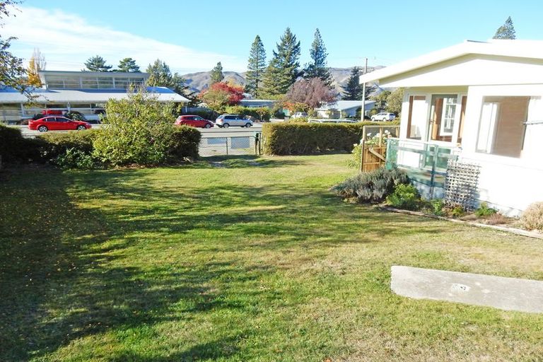Photo of property in 10 Settlement Road, Kurow, 9435