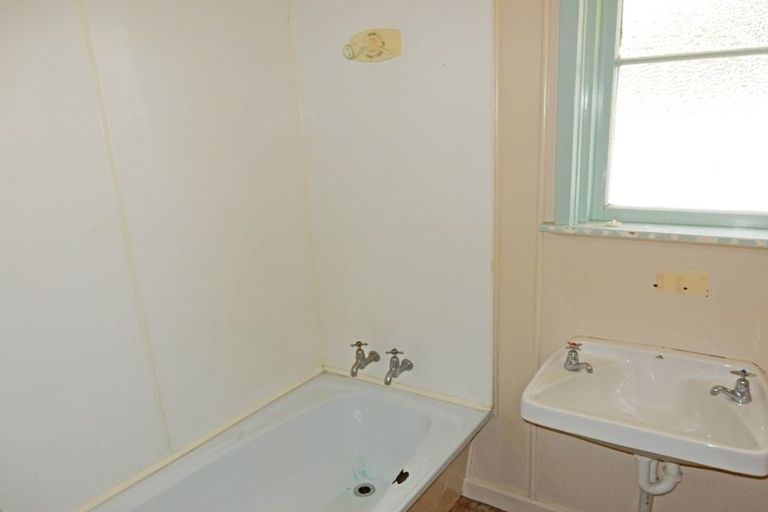 Photo of property in 10 Settlement Road, Kurow, 9435