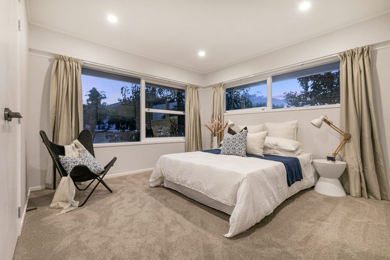 Photo of property in 4 Kerrymaria Place, Hillcrest, Auckland, 0627