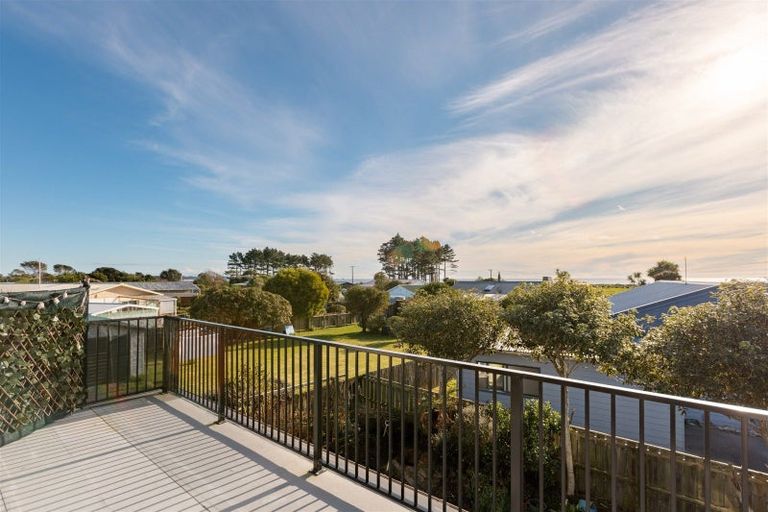 Photo of property in 46 Cook Street, Carters Beach, Westport, 7825