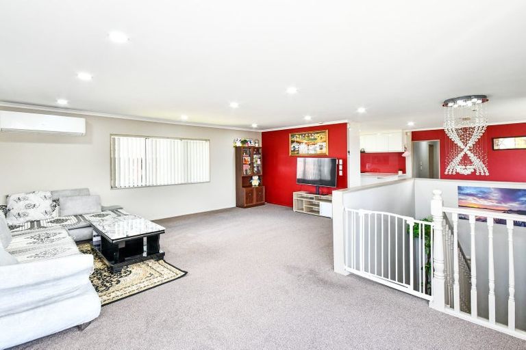 Photo of property in 112 Alfriston Road, Manurewa, Auckland, 2105