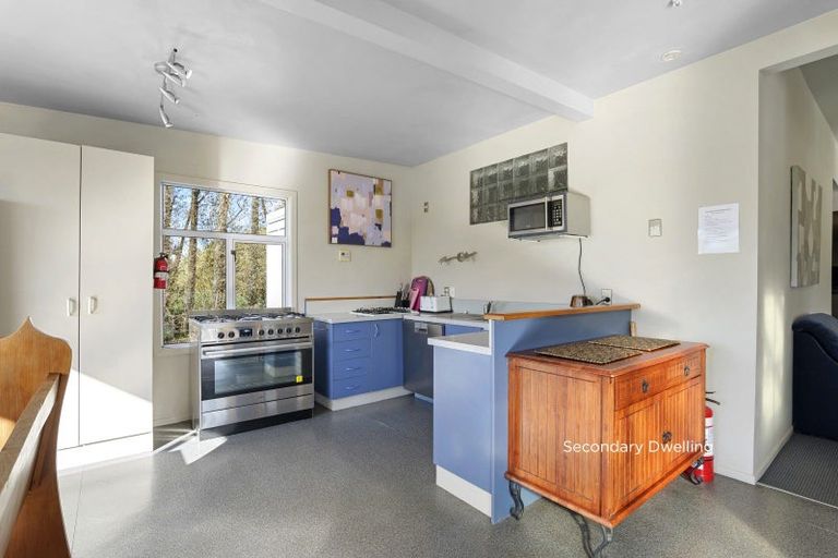 Photo of property in 602 Yaldhurst Road, Yaldhurst, Christchurch, 7676