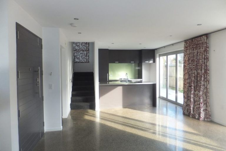 Photo of property in 20 Heywood Terrace, Richmond, Christchurch, 8013