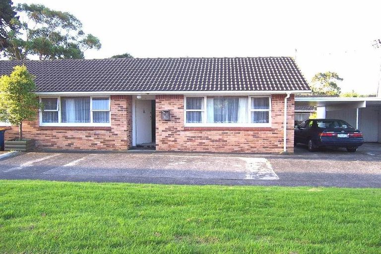 Photo of property in 5/85 Edmonton Road, Henderson, Auckland, 0612