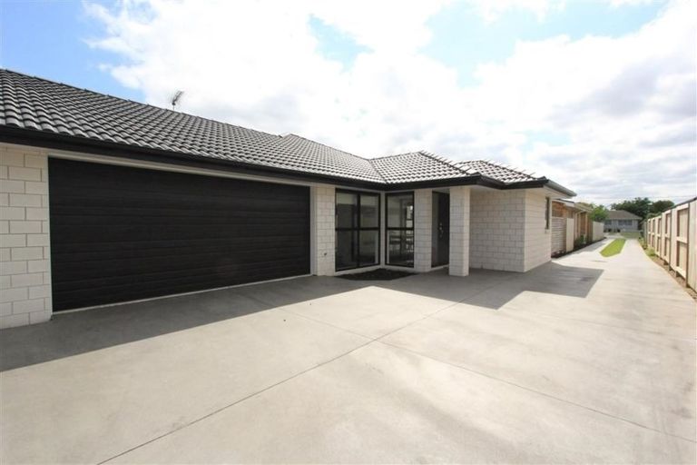 Photo of property in 9a Warwick Avenue, St Andrews, Hamilton, 3200