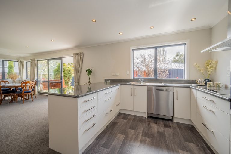 Photo of property in 14a Scotland Street, Roxburgh, 9500