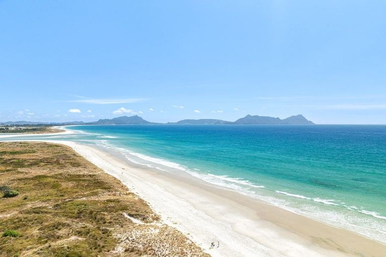 Photo of property in 56 Bream Bay Drive, Ruakaka, 0116