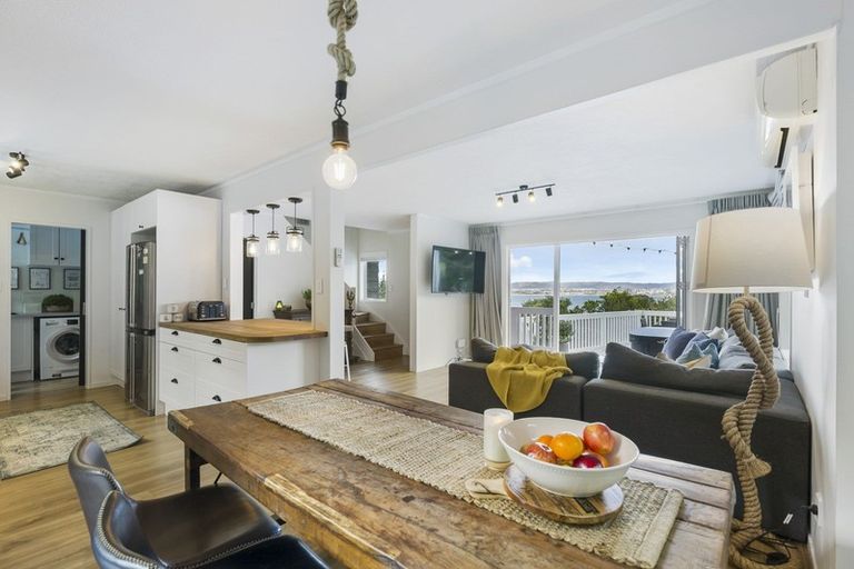 Photo of property in 72 Hadfield Street, Beach Haven, Auckland, 0626