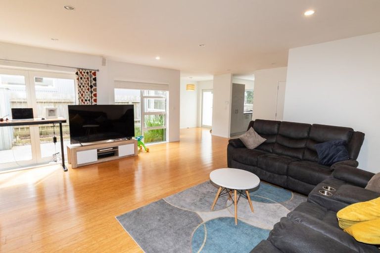 Photo of property in 36g Erlestoke Crescent, Churton Park, Wellington, 6037