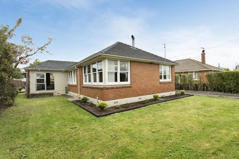 Photo of property in 35 Doon Street, Mosgiel, 9024