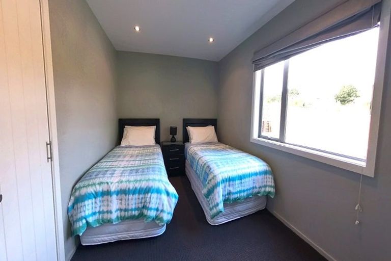 Photo of property in 15a Tenby Street, Moeraki, Palmerston, 9482