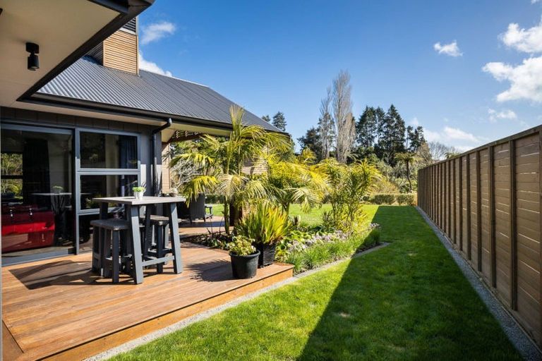 Photo of property in 10 Pike Place, Ferndale, New Plymouth, 4310