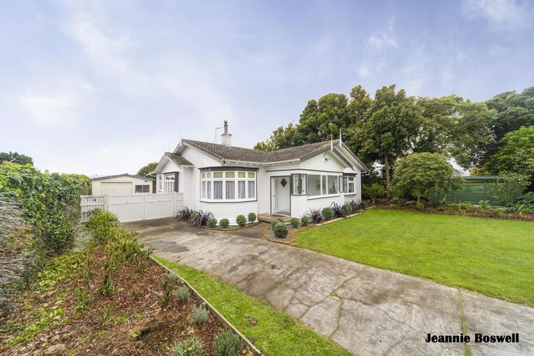 Photo of property in 31 Rata Street, Roslyn, Palmerston North, 4414