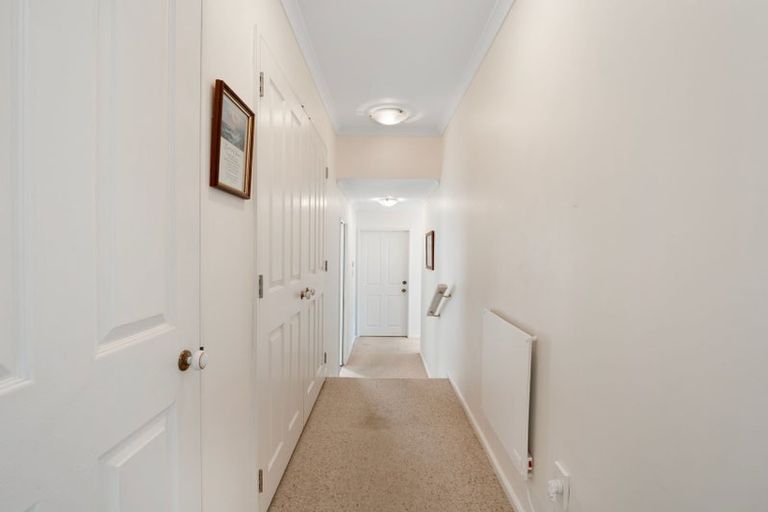 Photo of property in 2a Saint Leonard Street, Saint Johns Hill, Whanganui, 4501