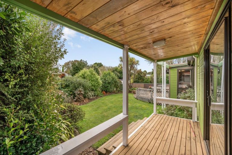 Photo of property in 19 Deller Drive, Carterton, 5713