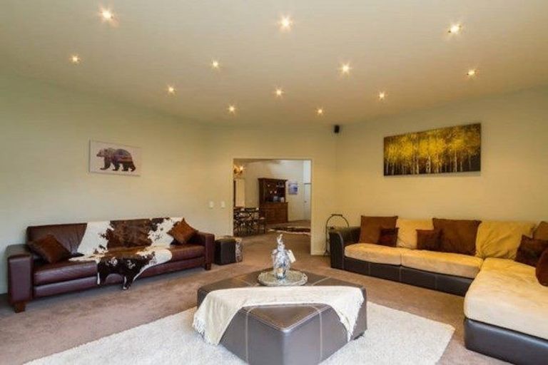 Photo of property in 25 Redfern Terrace, Arthurs Point, Queenstown, 9371