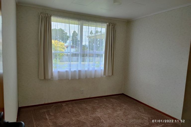 Photo of property in 45 Gossamer Drive, Pakuranga Heights, Auckland, 2010