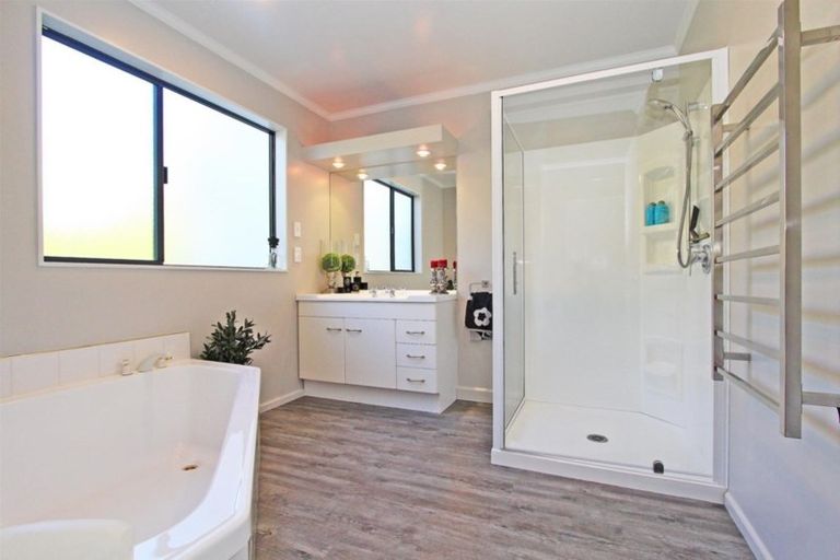 Photo of property in 2 Wilkinson Place, Richmond, 7020