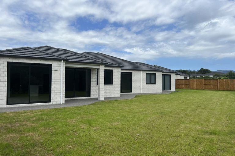 Photo of property in 16 Layla Place, Katikati, 3178