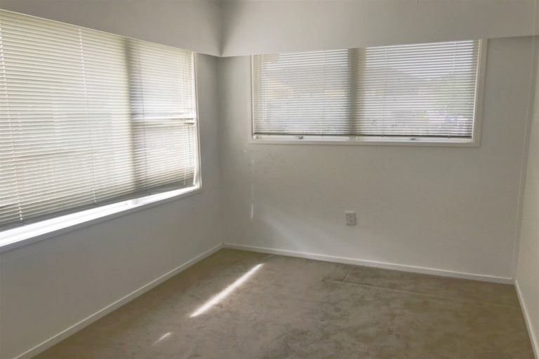 Photo of property in 2/279 Shirley Road, Papatoetoe, Auckland, 2025