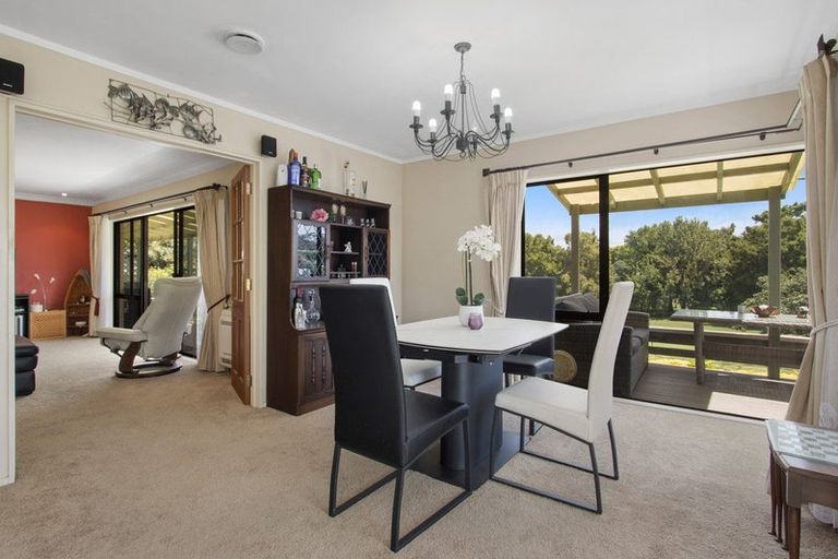 Photo of property in 35 Links View Drive, Omokoroa, 3114