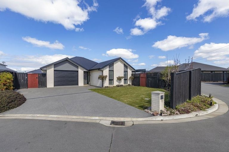 Photo of property in 1 Stratford (pvt) Way, Rangiora, 7400