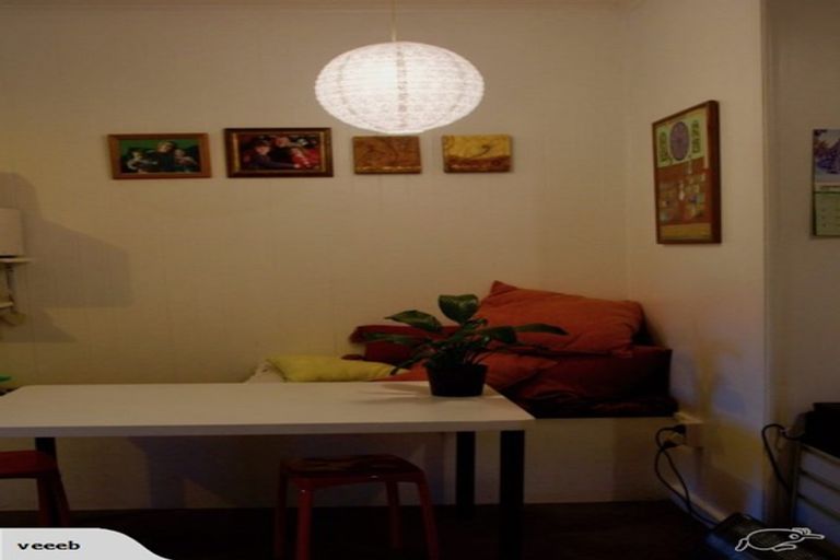 Photo of property in 5 Plunket Street, Kelburn, Wellington, 6012