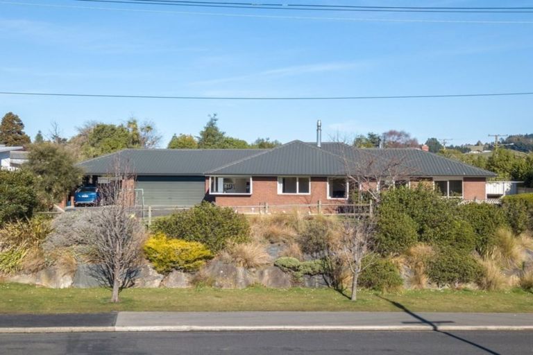 Photo of property in 4 Walton Park Avenue, Fairfield, Dunedin, 9018