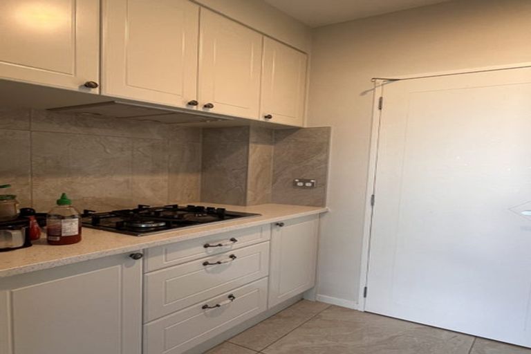 Photo of property in 9 Haku Road, Flat Bush, Auckland, 2019