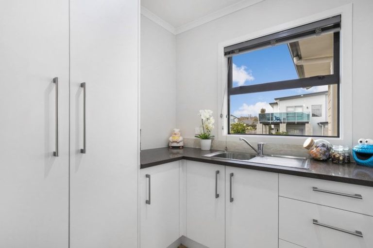 Photo of property in 330 Harbourside Drive, Karaka, Papakura, 2113