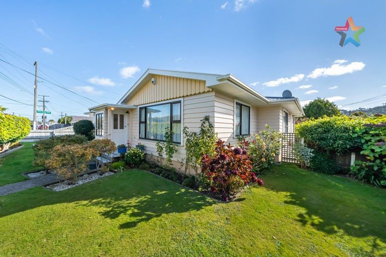 Photo of property in 1017 High Street, Avalon, Lower Hutt, 5011