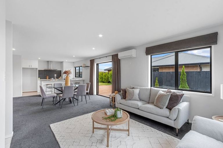 Photo of property in 297 Halswell Junction Road, Halswell, Christchurch, 8025