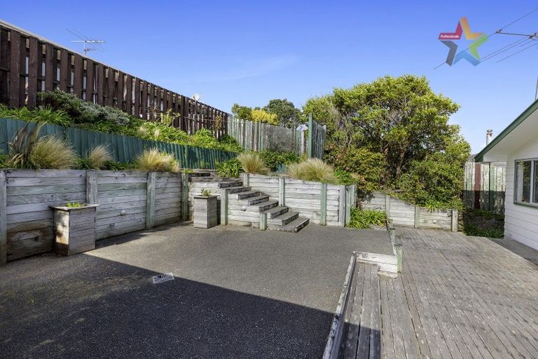 Photo of property in 15 Mossburn Grove, Kelson, Lower Hutt, 5010