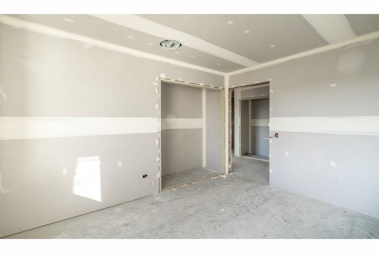 Photo of property in 8 Barker Place, Waikiwi, Invercargill, 9810