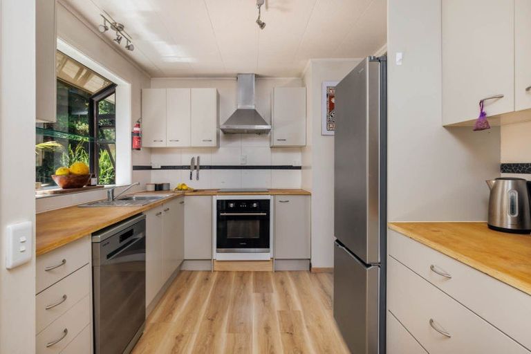 Photo of property in 23 Goffe Drive, Haruru, 0204