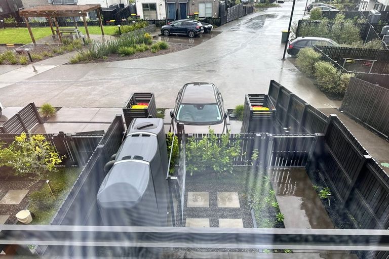 Photo of property in 62 Clark Road, Hobsonville, Auckland, 0616