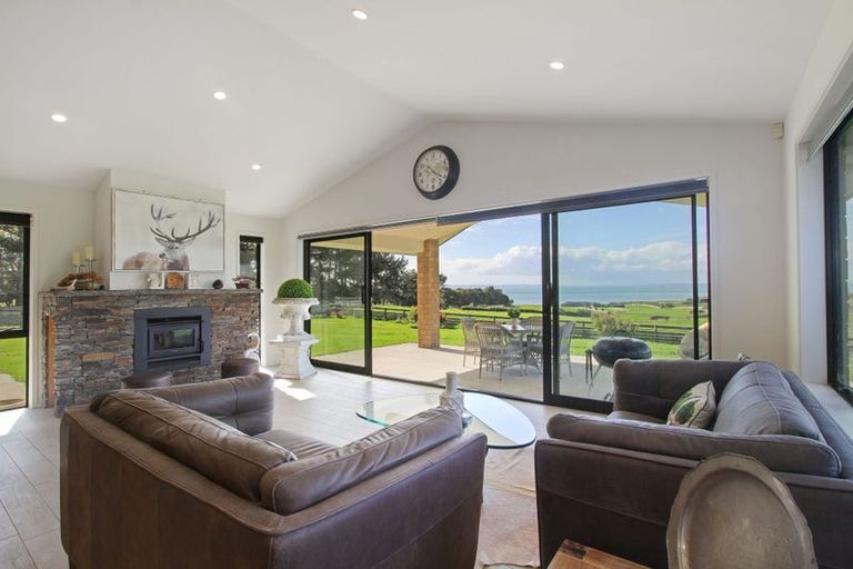 Photo of property in 205 Clarks Beach Road, Clarks Beach, Pukekohe, 2679