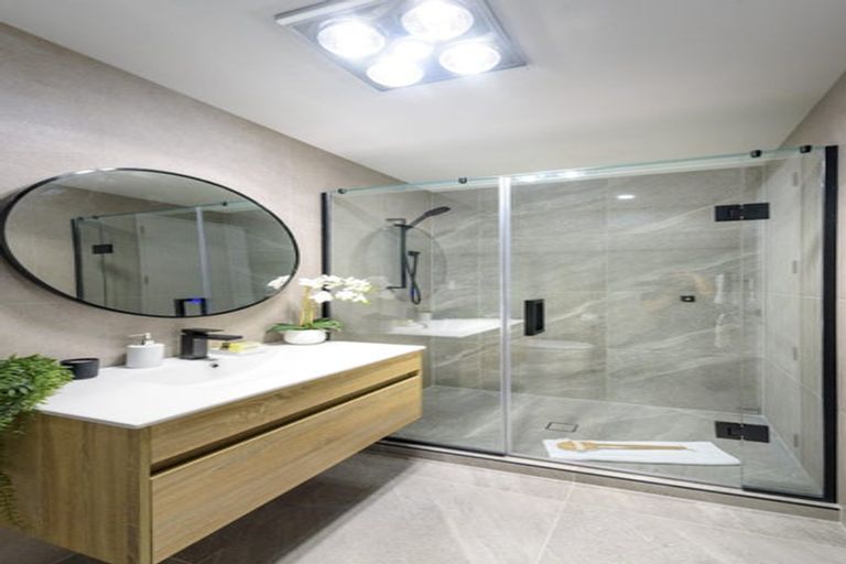 Photo of property in 12 Balthazar Road, Kumeu, 0810