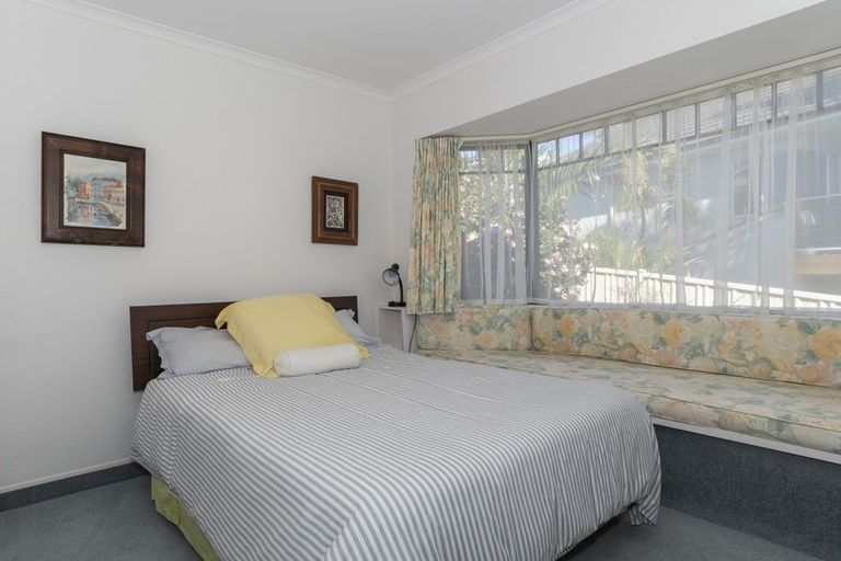 Photo of property in 28 Margaret Drive, Omokoroa, 3114