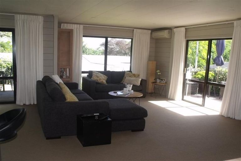 Photo of property in 43 Guthrie Road, Havelock North, 4130