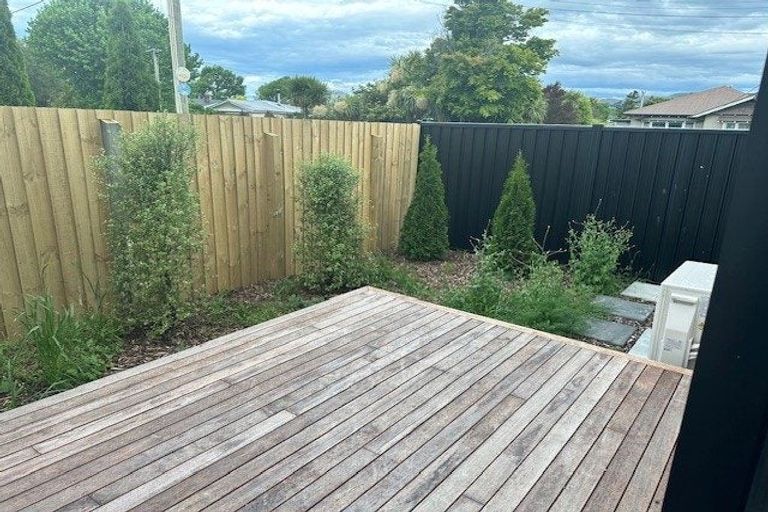 Photo of property in 2/41 Wychbury Street, Spreydon, Christchurch, 8024