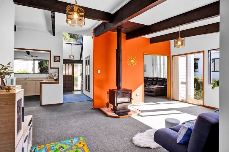 Photo of property in 14 Antonia Place, Bell Block, New Plymouth, 4312