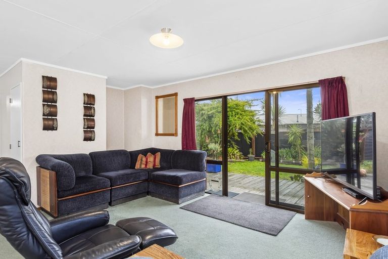 Photo of property in 23 Dickson Road, Papamoa Beach, Papamoa, 3118