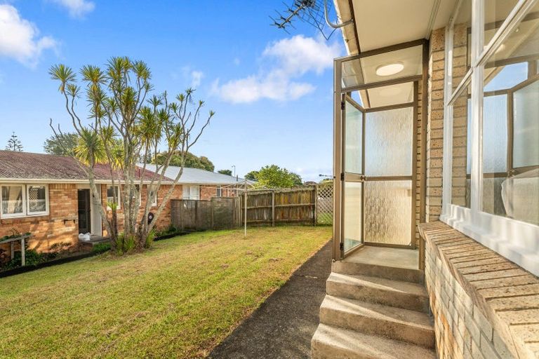 Photo of property in 2/7 Laburnum Road, New Windsor, Auckland, 0600
